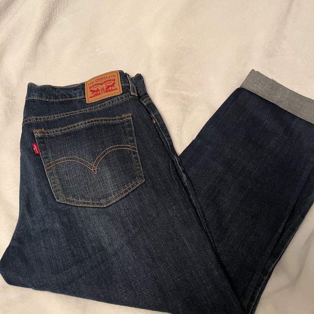 NWOT Levi’s Boyfriend Jeans, size 29